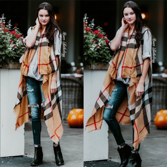 Vest beautiful plaid pattern - Picture 3 of 4